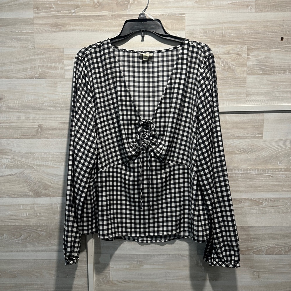 A.N.A. BLACK AND WHITE CHECKED FABRIC, LONG SLEEVE, BLOUSE, XXL.